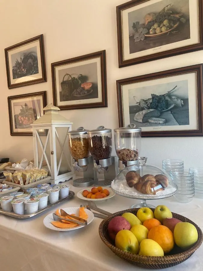 Giada Palace - Rooms Lucca 2*,