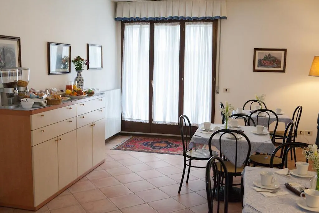** Aparthotel Giada Palace - Rooms Lucca Italy