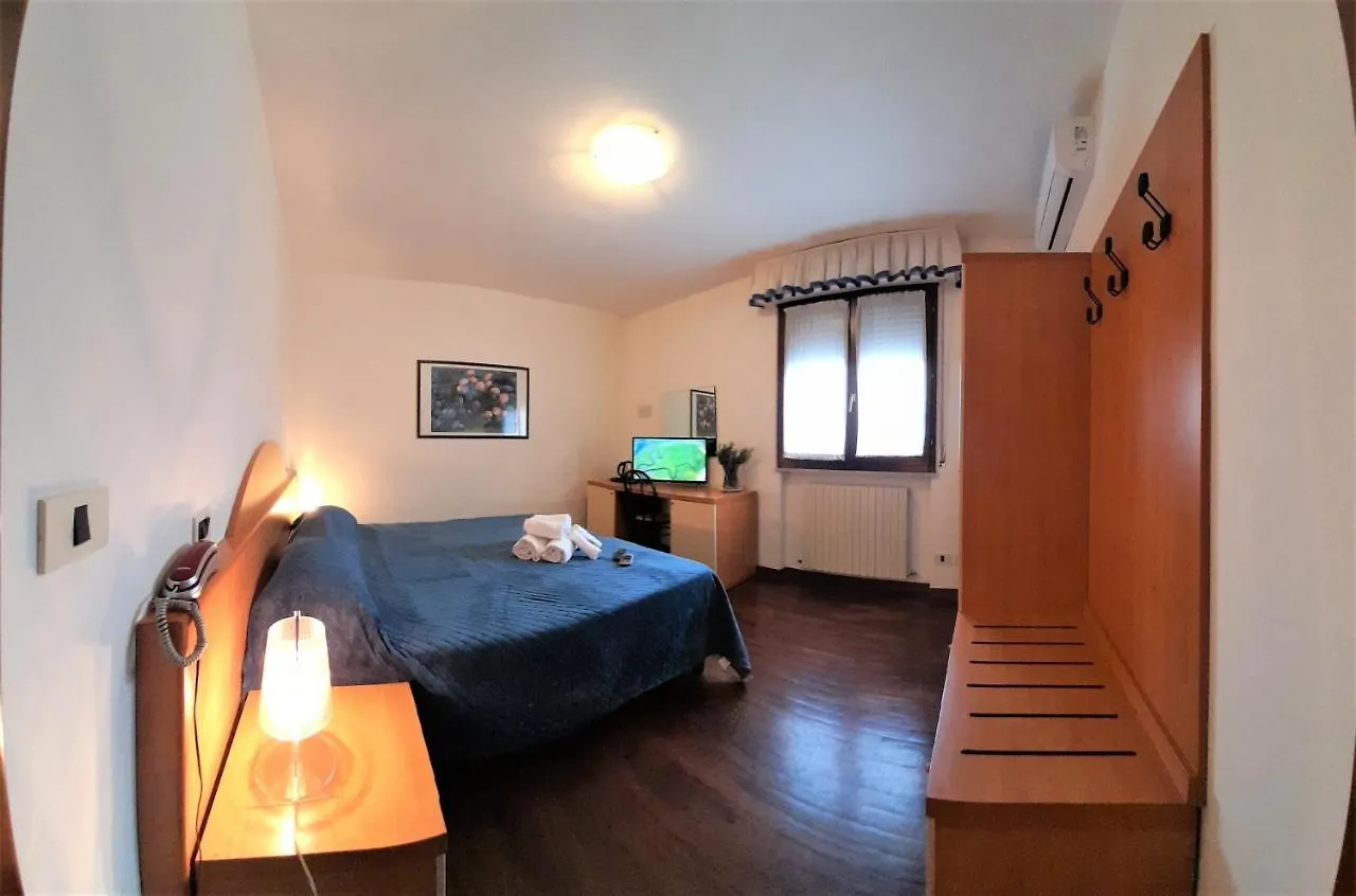 Giada Palace - Rooms Lucca