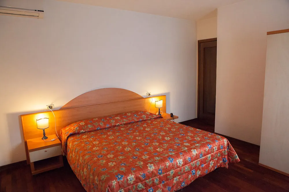 Aparthotel Giada Palace - Rooms Lucca